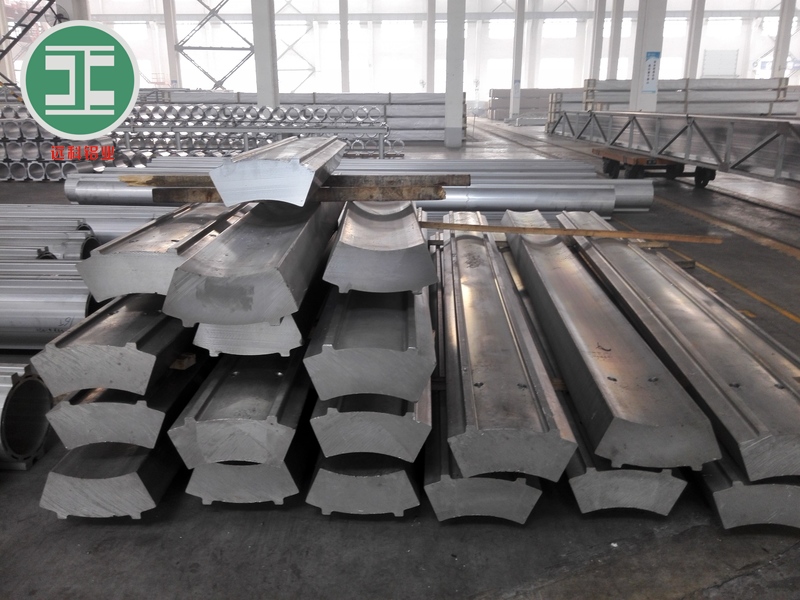 大型工業鋁型材